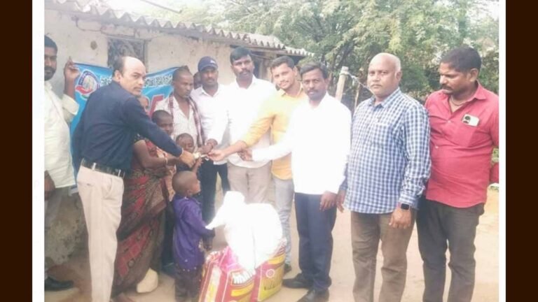 పేద కుటుంబానికి ఏసిఎఫ్ ఫౌండేషన్ చేయూత