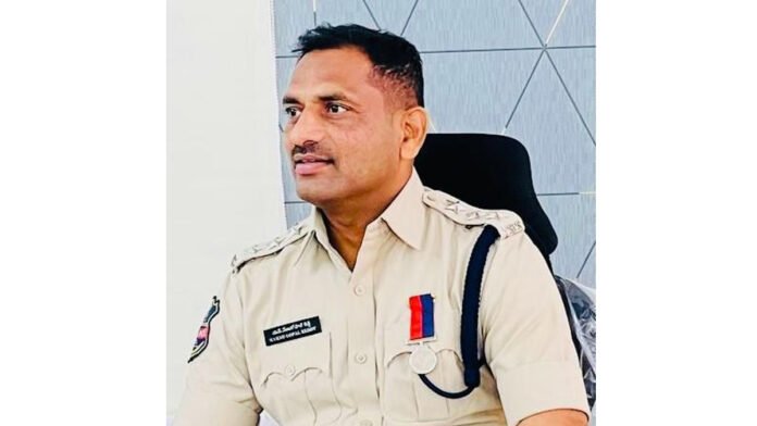 Don't fall into the trap set by cyber fraudsters. Telangana Cyber ​​Security Bureau alert.