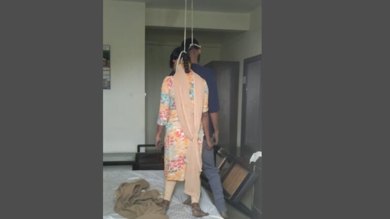 Love couple suicide in Singur project Harita restaurant