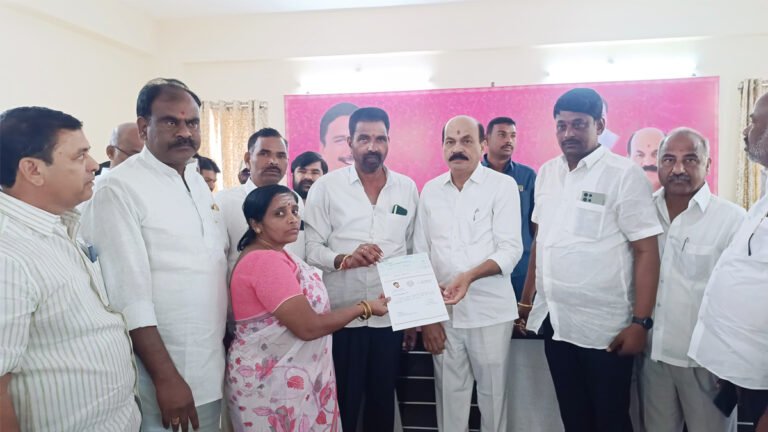 Sangareddy MLA Chinta Prabhakar distributed CMRF checks to the beneficiaries at the Sangareddy MLA camp office.