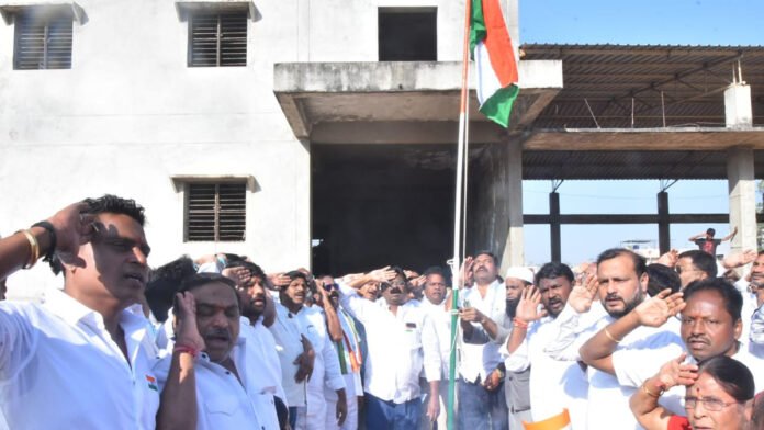Town president George Mathews unfurled the national flag at the Congress Party district office in Sangareddy to celebrate the 76th Independence Day. Town president George Mathews unfurled the national flag at the Congress Party district office in Sangareddy to celebrate the 76th Independence Day.