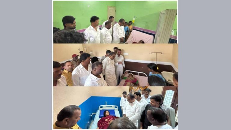 ఆటో బోల్తా ప్రమాద బాధితులను పరామర్శించిన ఆవుల రాజిరెడ్డి