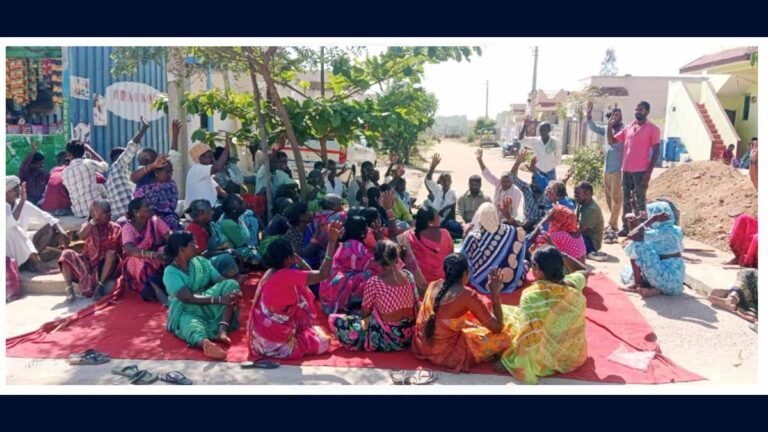 మల్లన్న సాగర్ నిర్వాసిత కాలనీలలో పర్యటించి వారి గోస వినాలి