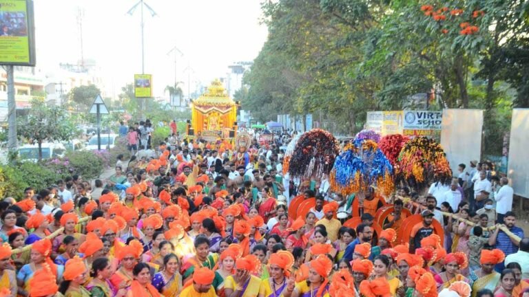 అంగరంగ వైభవంగా వైకుంఠపుర రథయాత్ర