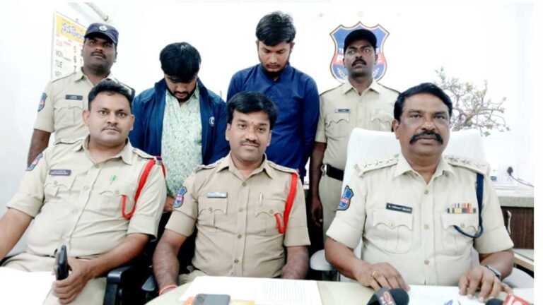 మర్డర్ కేసును చేదించిన పోలీసులు